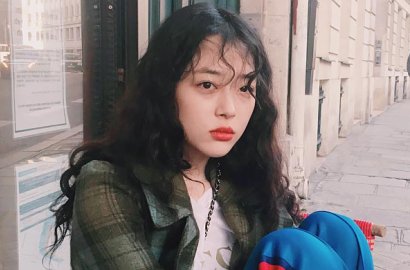 Selfie Sama Cowok Selain Choiza, Sulli Bikin Geger Puting Payudara Ngintip