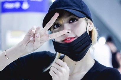 Belanja ke Mall di Thailand, Lisa Black Pink Tetap Ramah Meski Dikerumuni Fans