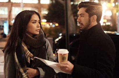 Reza Rahadian Nyaris Ciuman Bibir dengan Adinia Wirasti, Begini Reaksi Netter