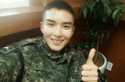 Teman Ryeowook di Militer Tulis Pesan Manis untuk ELF, Apa Isinya?
