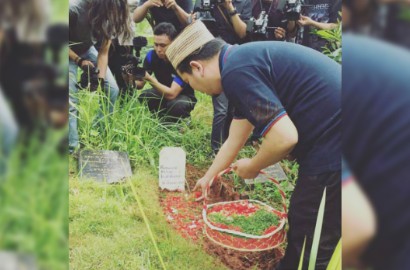 Bayinya Meninggal Setelah Dilahirkan, Indra Bekti Menangis 'Bahagia'