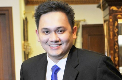 Sindir Perceraian Putri Nia Daniati, Farhat Abbas Sebut 'Rugi Bandar'