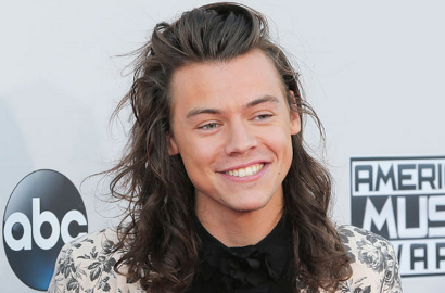 Ucapan Selamat Ulang Tahun Harry Styles Jadi Trending Topic Dunia
