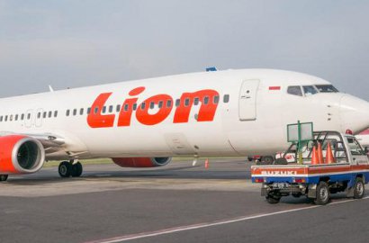 Kru Diduga Lecehkan Wanita dan Merokok di Kokpit, Lion Air Lakukan Penyelidikan