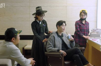 'Stars in the Universe' Hapus Dialog Mesin ATM, Penulis Naskah Disebut Bodoh