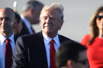 Kebijakan Imigrasinya Ditunda, Donald Trump Ngamuk di Twitter