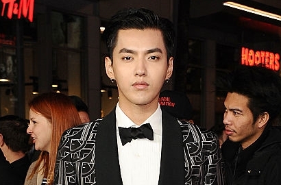 Tak Percaya, Fans Girang Kris Eks EXO Diundang Hadiri Grammy 2017
