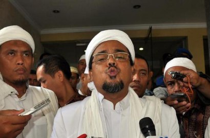 Terungkap, Hubungan Firza Husein dan Habib Rizieq Yang Sebenarnya