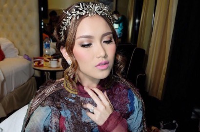 Nagita Sindir Raffi Tak Pulang, Ayu Ting Ting Senyum Sedih dan Ingat Allah Gara-Gara Dikritik?