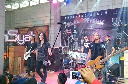 Bak Mini Konser, Slank Bikin Gempar Panggung Musik 'Dahsyat'