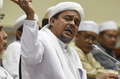 Mangkir Panggilan Polisi Lagi, Habib Rizieq Dijemput Paksa