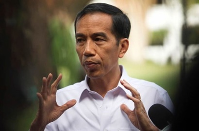 Kunjungan ke Ambon, Menariknya Jokowi Makan Malam Rp 20 Ribuan