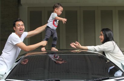Nagita Pamer Aksi Nyetir Lamborghini, Fans: Bisa Buat Kuntit Raffi-Ayu Ting Ting