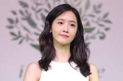 Di Vietnam, Intip Cantiknya Yoona Jumpa Fans Produk Kosmetik