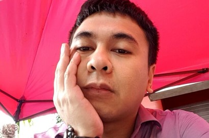 Tulis Ini  untuk Jomblo di Hari Valentine, Raditya Dika Panen Sindiran Unik
