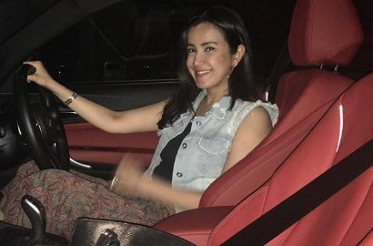 Curhat di Media Sosial, Andi Soraya Sindir Mantan Suami Banci?