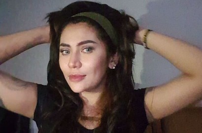 Liburan di Bali, Cinta Penelope Pede Ngaku Mirip Banci Gara-Gara Ini