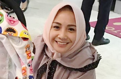 Cantik Berhijab Saat Umrah, Nagita Slavina Didoakan Pakai Seterusnya