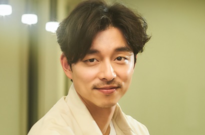Main di Pantai Hingga Gurun, Intip Serunya Gong Yoo Syuting Iklan di Dubai