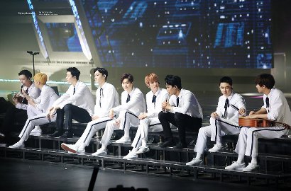 Dikabarkan Sudah Selesai Syuting MV, EXO Comeback Usung Title Track 'Throne'?