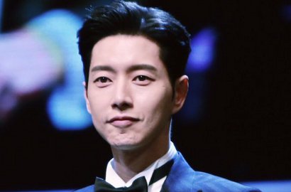 Lewat Foto Ini, Park Hae Jin Siap Diajak Olahraga