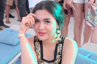 Ingin Cepat Nikah, Vicky Shu Enggan Dilangkahi Sang Adik