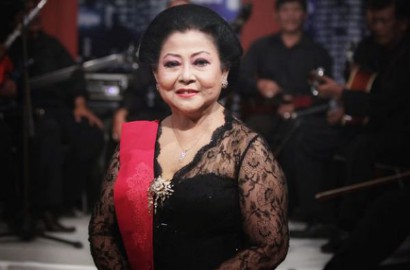 Keluar dari Rumah Sakit, Ini Yang Akan Dilakukan Waldjinah