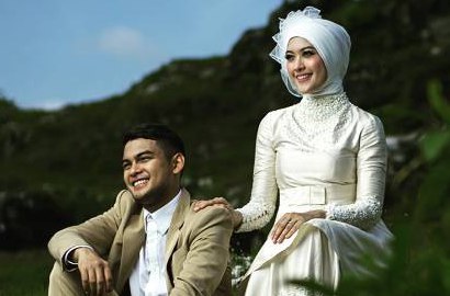 Resmi Nikah dengan Ridwan Ghani, Adhitya Putri Lepas Hijab?