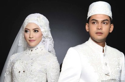 Foto-Foto Pernikahan Syar'i dan Romantis Ridwan Ghani dan Adhitya Putri