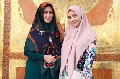 Ibunda Raffi Dukung Nagita Berhijab Seterusnya