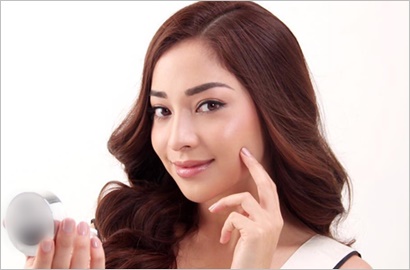 Ciee, Nikita Willy Akhirnya Berani Pamer Mesra dengan Anak Bos Taksi di Foto Ini