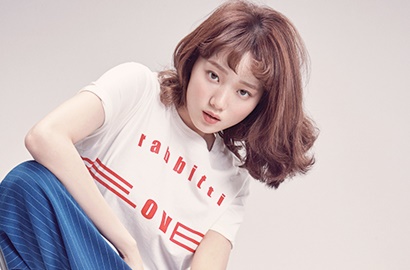 Super Swag, Begini Penampilan Lee Sung Kyung Menuju Switzerland