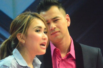 Bukan Cuma Kembaran, Raffi Ahmad Juga Berani Pakai Sepatu Ayu Ting Ting?