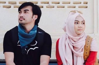 Makin Romantis, Tatapan Mantan Suami Sukses Bikin Rina Nose Deg-Degan