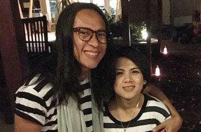 Sedih, Ini yang Dikatakan Aming Saat Evelyn Tulus Sujud dan Cium Kakinya