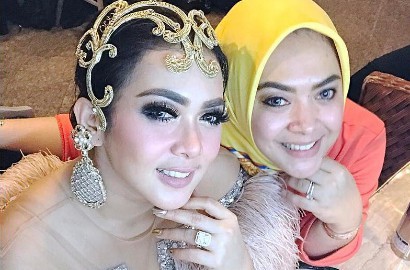Sebut Banyak Princess Palsu, Adik Syahrini Sindir Tiara Dewi?