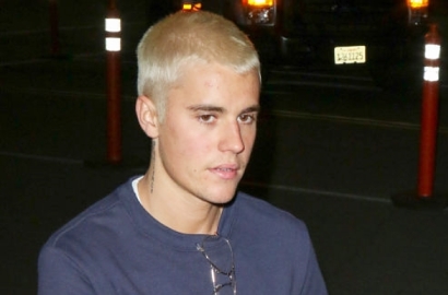 Justin Bieber Kencan Eksklusif dengan 12 Gadis Cantik di Kapal Mewah