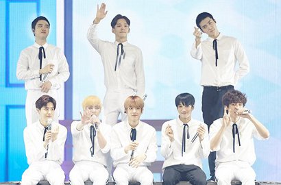 Tiduran Ganteng, Awas Pingsan Lihat Tatapan Mata EXO di Cover Majalah