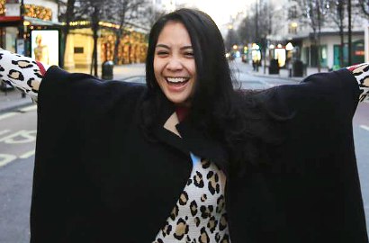 Nagita Pakai Casing HP Mahal Mirip Punya Kylie Jenner, Netter: Seharga Kontrakan Rumah Per Tahun