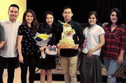 Latihan Nyanyi, Kezia Karamoy dan Axcel Siap Duet Spesial di Pernikahan 30 Maret