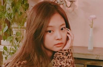 Tampil Solo di Cover Majalah, Jennie Black Pink Dipuji Bak Ratu