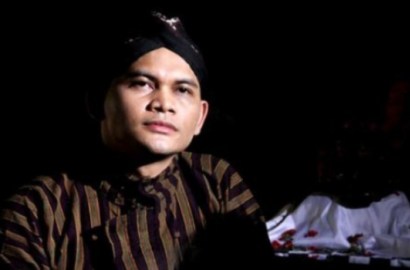Raffi Ahmad-Nagita Liburan Romantis, Mbah Mijan Sindir Ayu Ting Ting Galau?