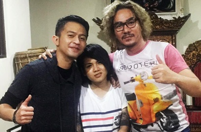 Digugat Cerai Aming, Evelyn Gandeng Mantan Pacar Nikita Mirzani