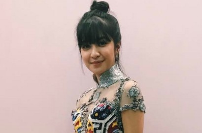 Mikha Tambayong Unggah Foto Lawas, Netter: Gak Nyangka Kecilnya Gitu