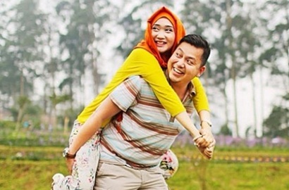 Masih Suka Saling Kirim Hadiah, Mungkinkah Dian Pelangi Rujuk?