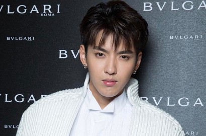 Jadi Brand Ambassador Jam Tangan, Gantengnya Kris Wu Dijamin Bikin Meleleh