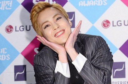 Xiumin Ultah, Inilah Cara Gila Member EXO dan Fans Merayakannya