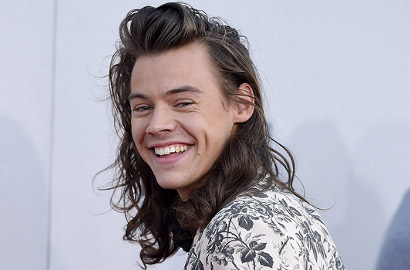 Harry Styles Umumkan Tanggal Rilis Single Solonya Lewat Teaser Dramatis