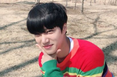 Bikin Terharu, Begini Reaksi Kai Saat Fans Minta Maaf Soal Insiden Bandara