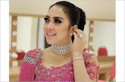 Sempat Dihujat, Ini Harga Busana Super Ketat Syahrini Saat di Turki